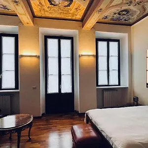 appartamento-la-corte.italymilanhotels.net/