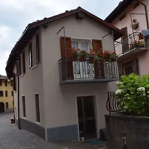 https://la-casetta-in-piazzetta.it-lombardy.com